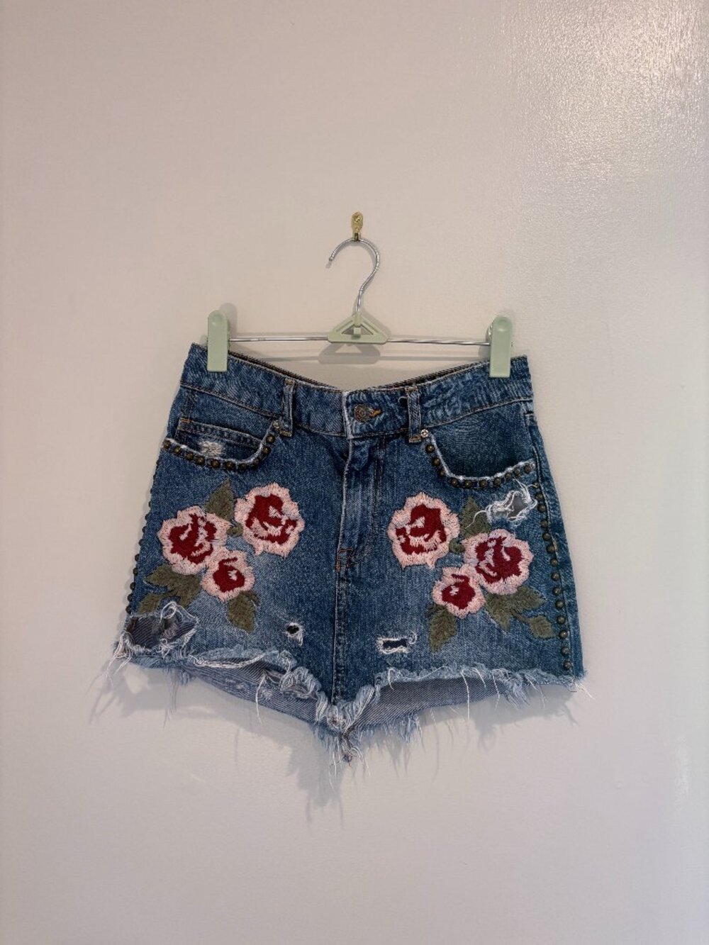 Free People Embroidered Floral Studded Denim Skirt Size 25